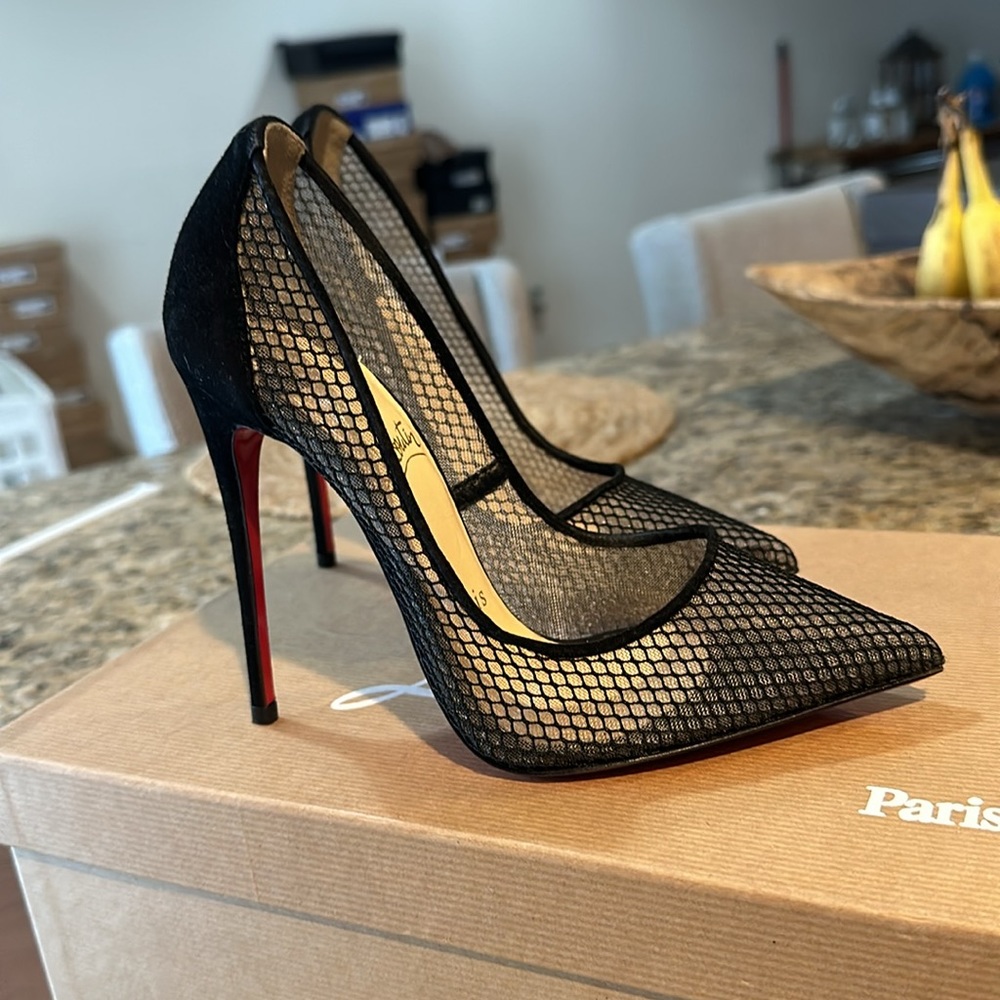 Red bottoms - Picture 2 of 5